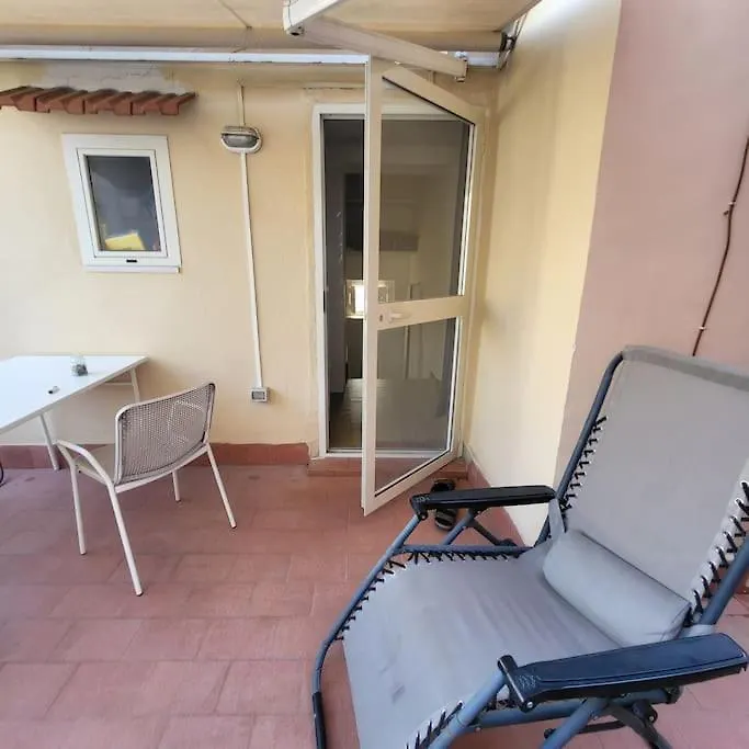 Santa Chiara Attic , 4 Floor No Elevator Διαμέρισμα Νάπολη