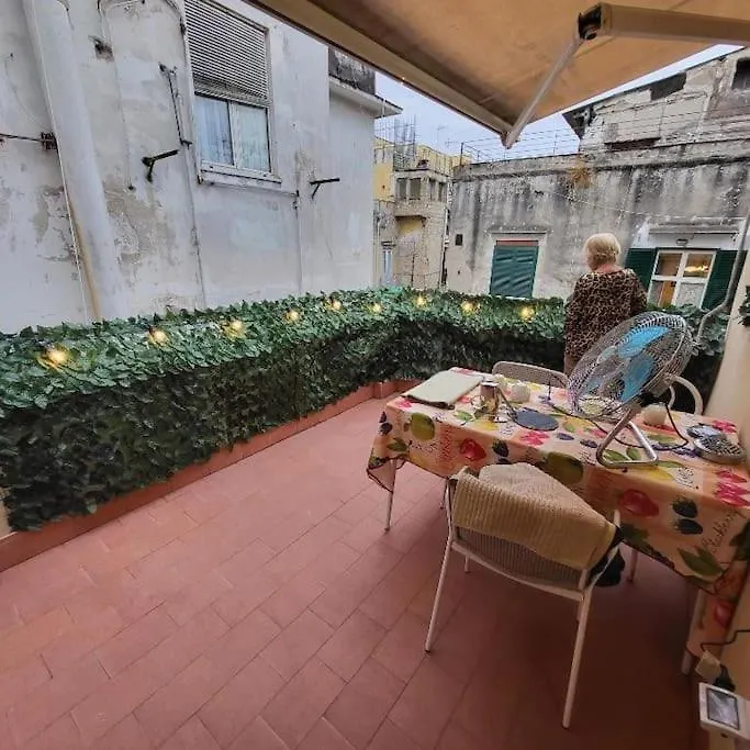 Santa Chiara Attic , 4 Floor No Elevator Διαμέρισμα Νάπολη